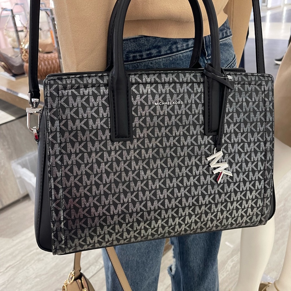 MICHAEL KORS Laila Medium Metallic Signature Logo Satchel
Black 
NWT 
Live Style - Picture 16 of 16